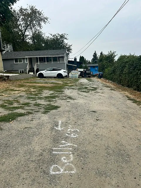 6 bed, 1480 sqft, $3,400 — Photo 2