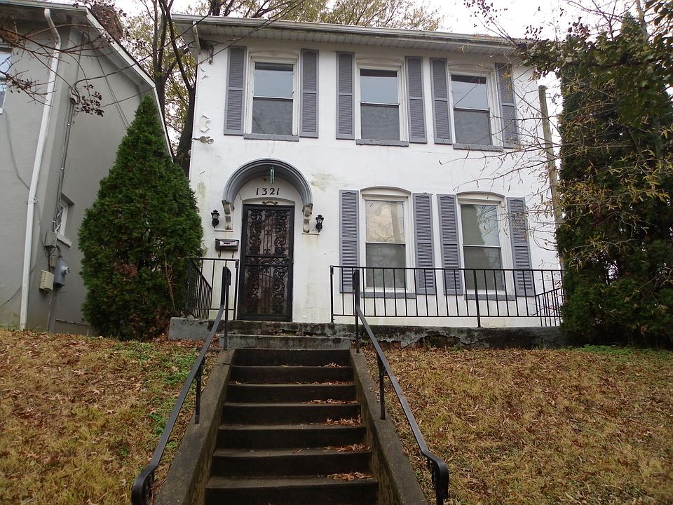 1st image of 1321 Wallace St