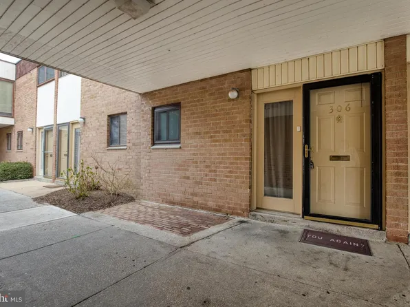 306 Centre Ave, Jeffersonville, PA 19403