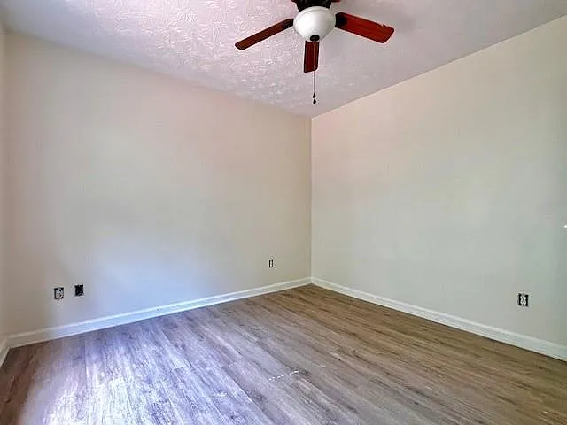 625 Waltman Point Pl — Photo 9