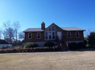 1079 Stephens Rd, Bessemer, AL 35023