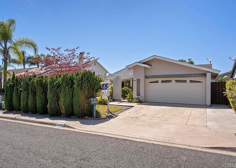 1st image of 834 La Senda Way