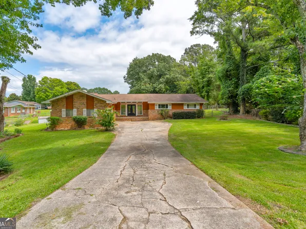 1542 S Indian Creek Dr, Stone Mountain, GA 30083