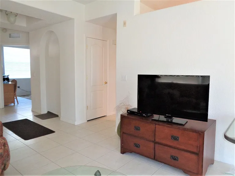 4430B Corso Venetia Blvd — Photo 10