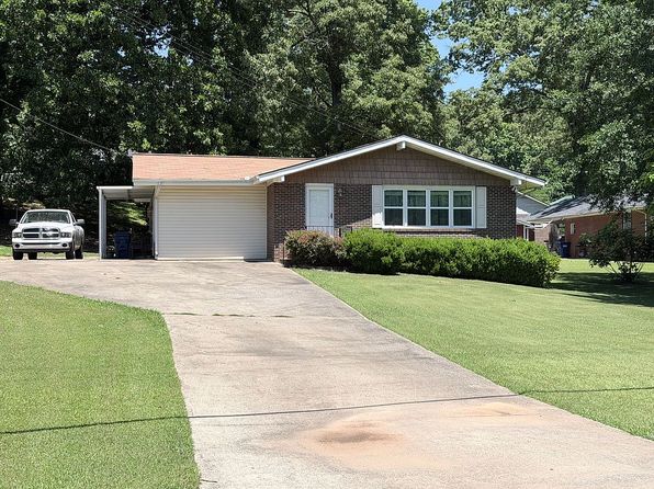 1000 Pinewood Dr