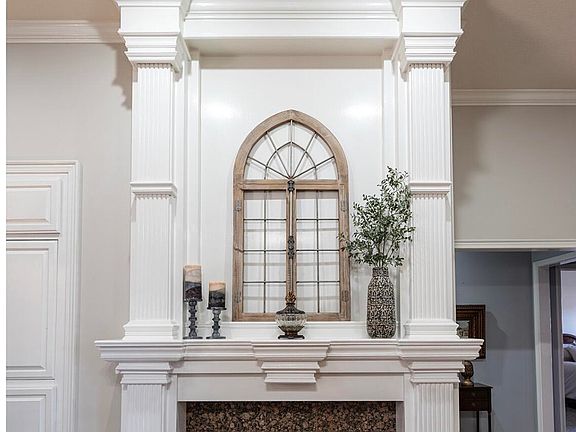 3rd image of 9 Shadow Ridge Dr