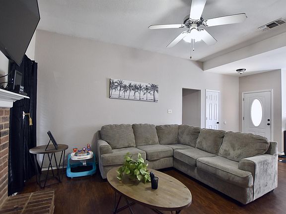 5th image of 13052 Lauren Ln