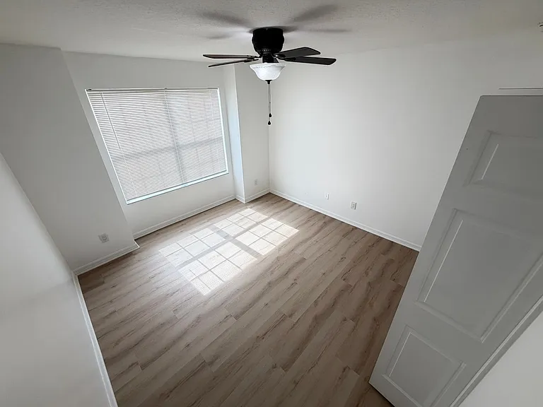 151 Granada Blvd — Photo 33