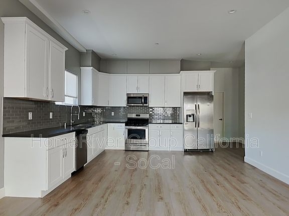4th image of 5751 Klump Ave