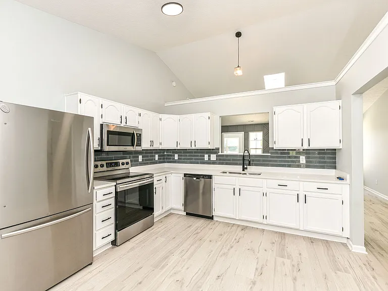 3933 Bergamot Ct — Photo 26