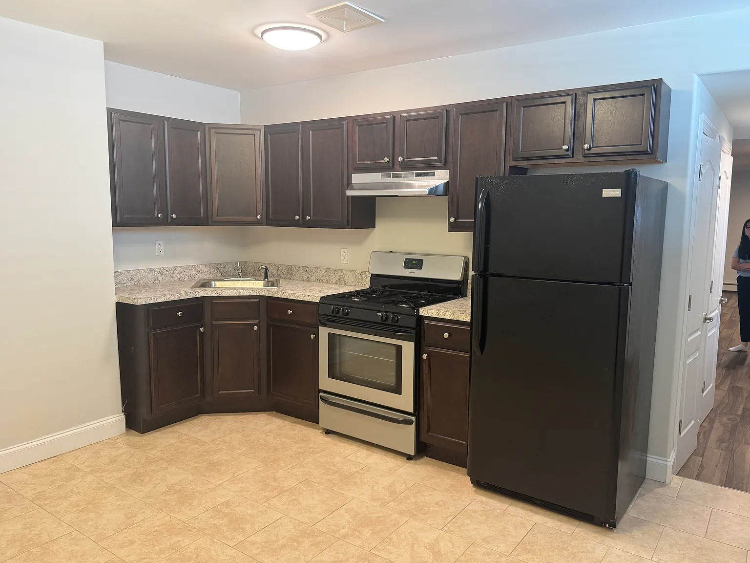 W Castor Pl, Staten Island — Photo 4