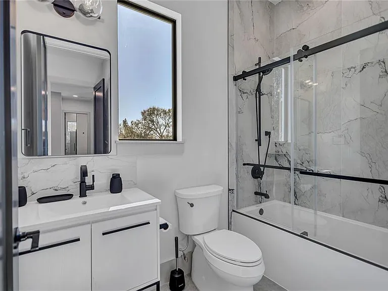 275 Lime Cir — Photo 24