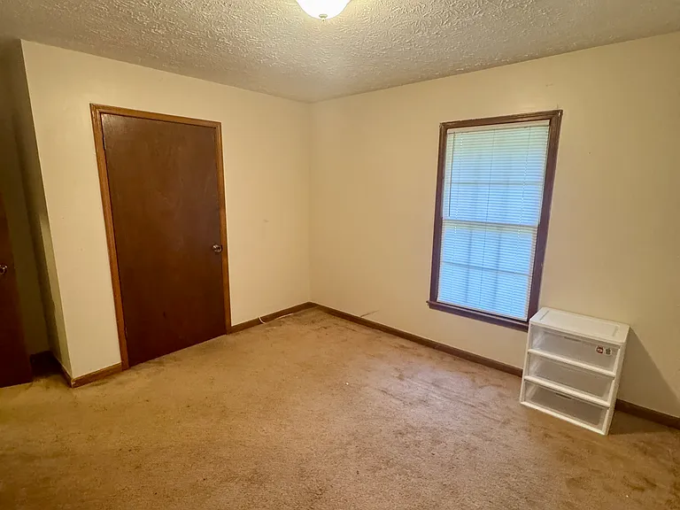 120 Belle Dr — Photo 9