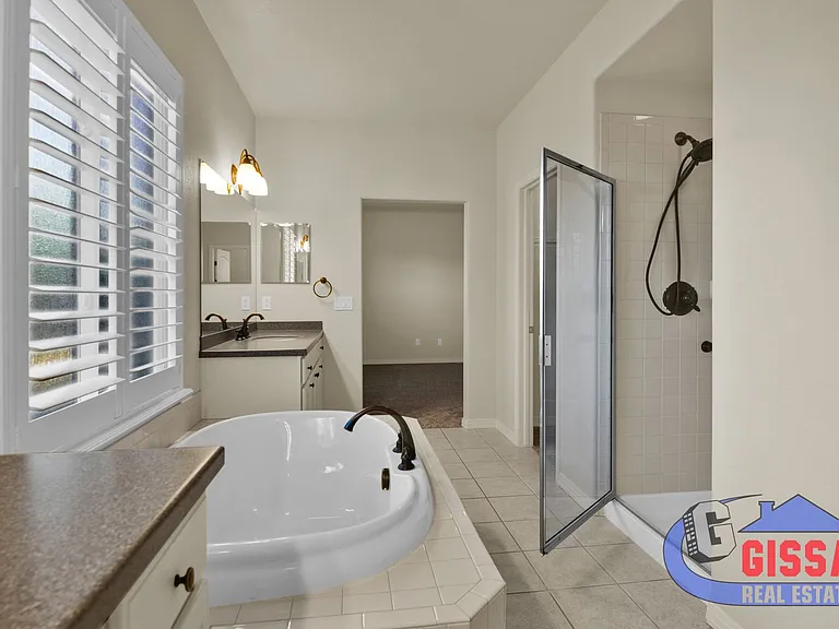 8109 Winding Passage Dr — Photo 28