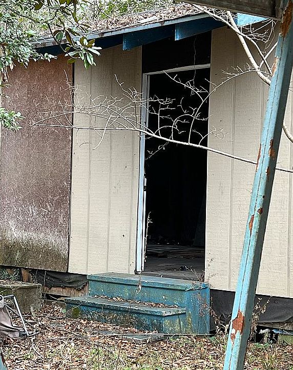 2nd image of 1674 N 44th St