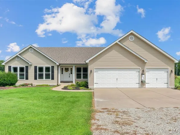 23507 Cabin Ridge Dr, Warrenton, MO 63383