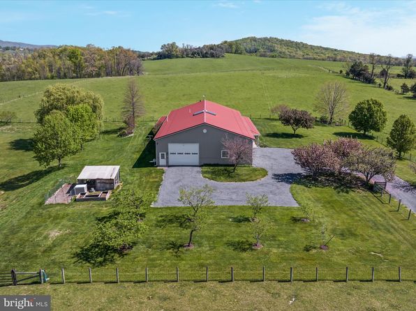 394 Brook Creek Rd, Toms Brook, VA 22660