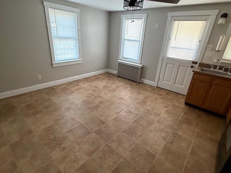 61 N Hull St — Photo 4