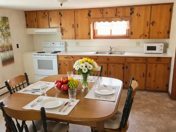 1356 Bloom Rd #201, Danville, PA 17821