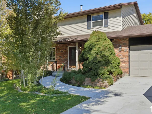 942 W Riverbend Dr, Murray, UT 84123