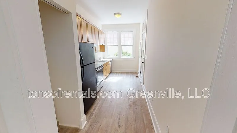 2 bed, 2.5 bath, 1706 sqft, $1,495 — Photo 4