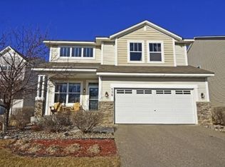 750 Bennett Dr, Chaska, MN 55318
