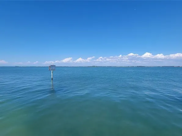 2 Causeway Blvd APT 101, Dunedin, FL 34698