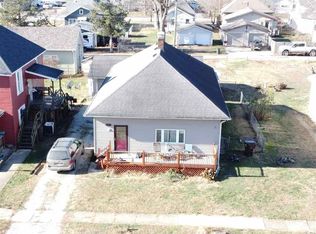 947 S Main St, Clinton, IN 47842