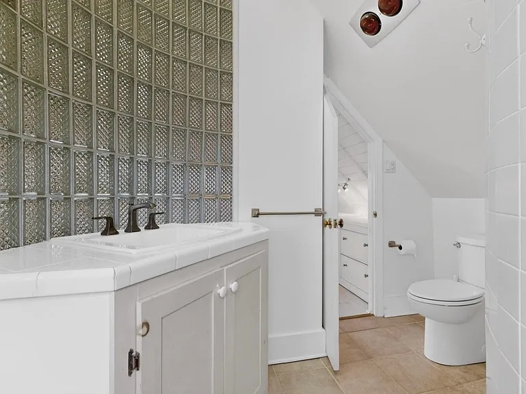 119 Walter St NE — Photo 33