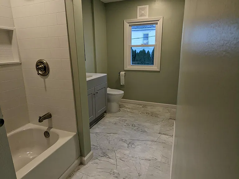 315 N Heller Ave — Photo 11