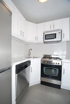 Rented by Buchbinder & Warren | media 8