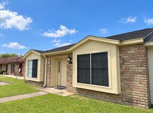 5830 Meadow Way, Beaumont, TX 77707