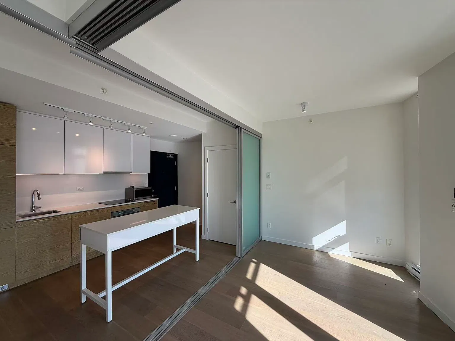 1 bed, 483 sqft, $1,650 — Photo 4