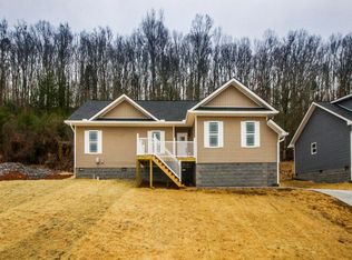 154 Clear Creek Rd, Kodak, TN 37764