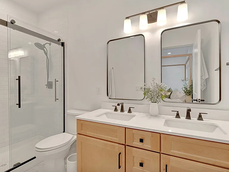 1095 Ryder Farm Ln — Photo 12