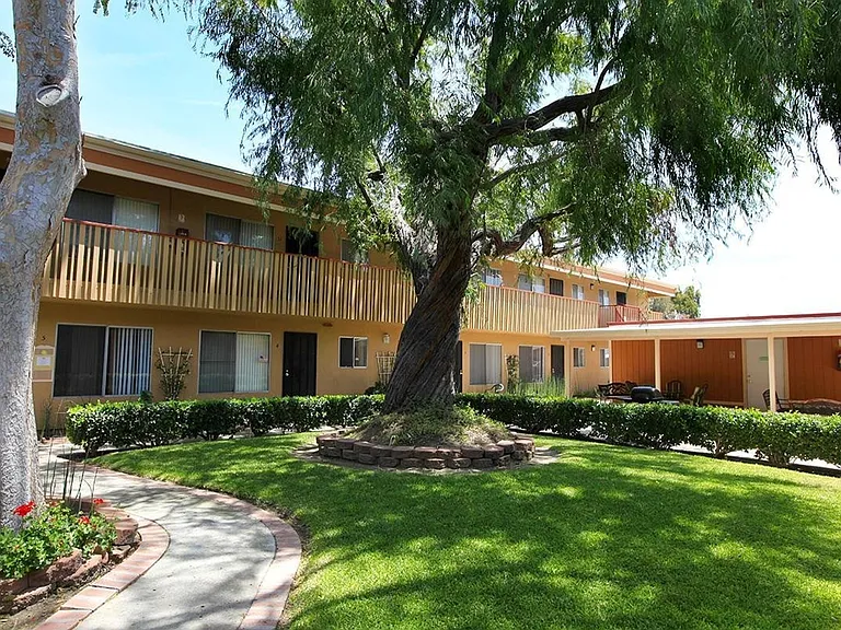 Village Green Apartment Homes — Photo 14