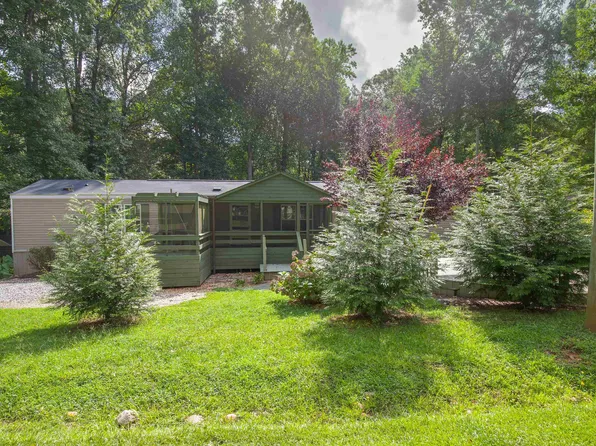 136 Rollingwood Dr, Lyman, SC 29365