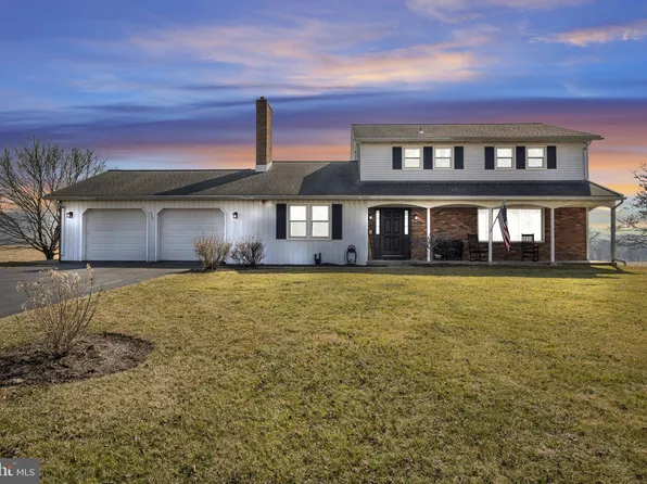 1387 Lutztown Rd, Boiling Springs, PA 17007