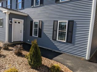 13 Swifts Beach Rd, Wareham, MA 02571