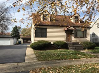 14536 Sawyer Ave, Midlothian, IL 60445