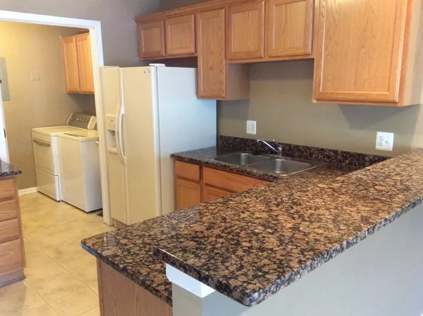 5572 Acorn Ln, Sterling Heights, MI 48314