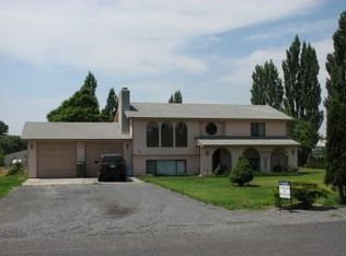 3782 Thayer Rd NE, Moses Lake, WA 98837