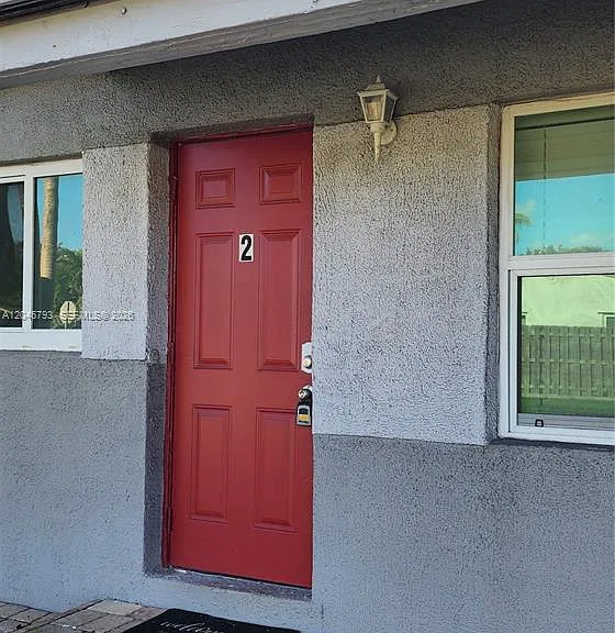 2214 N 25th Ave #2 — Photo 3