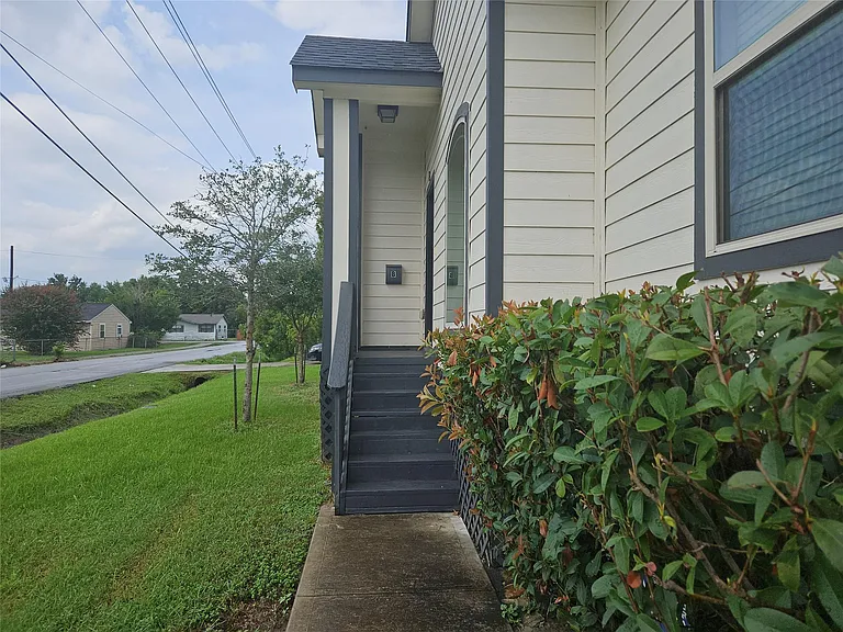 4801 Wenda St #B — Photo 4
