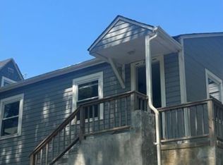 21 Lincoln Dr, Rocky Pt, NY 11778