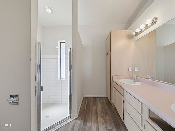 3rd image of 2470 Tradewind Dr