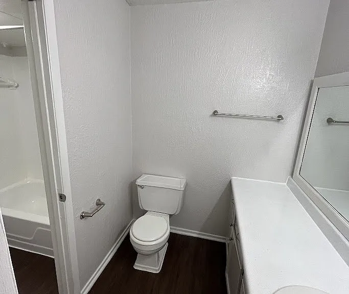 Le Montreaux Apartments — Photo 193