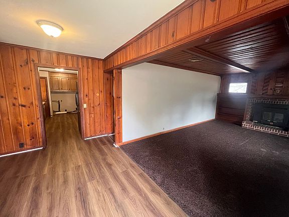 3rd image of 4000 Highpoint Dr