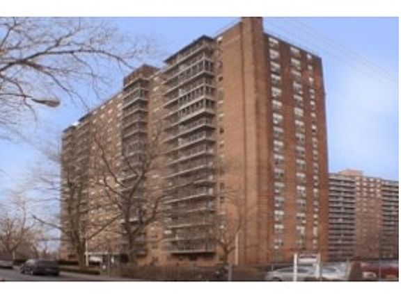 2nd image of 2652 Cropsey Ave APT 5E
