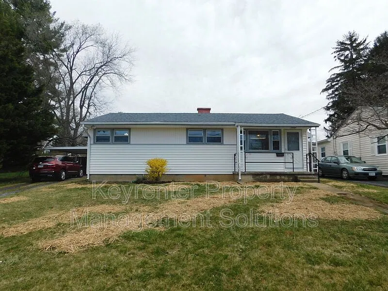 127 Fraser Ln